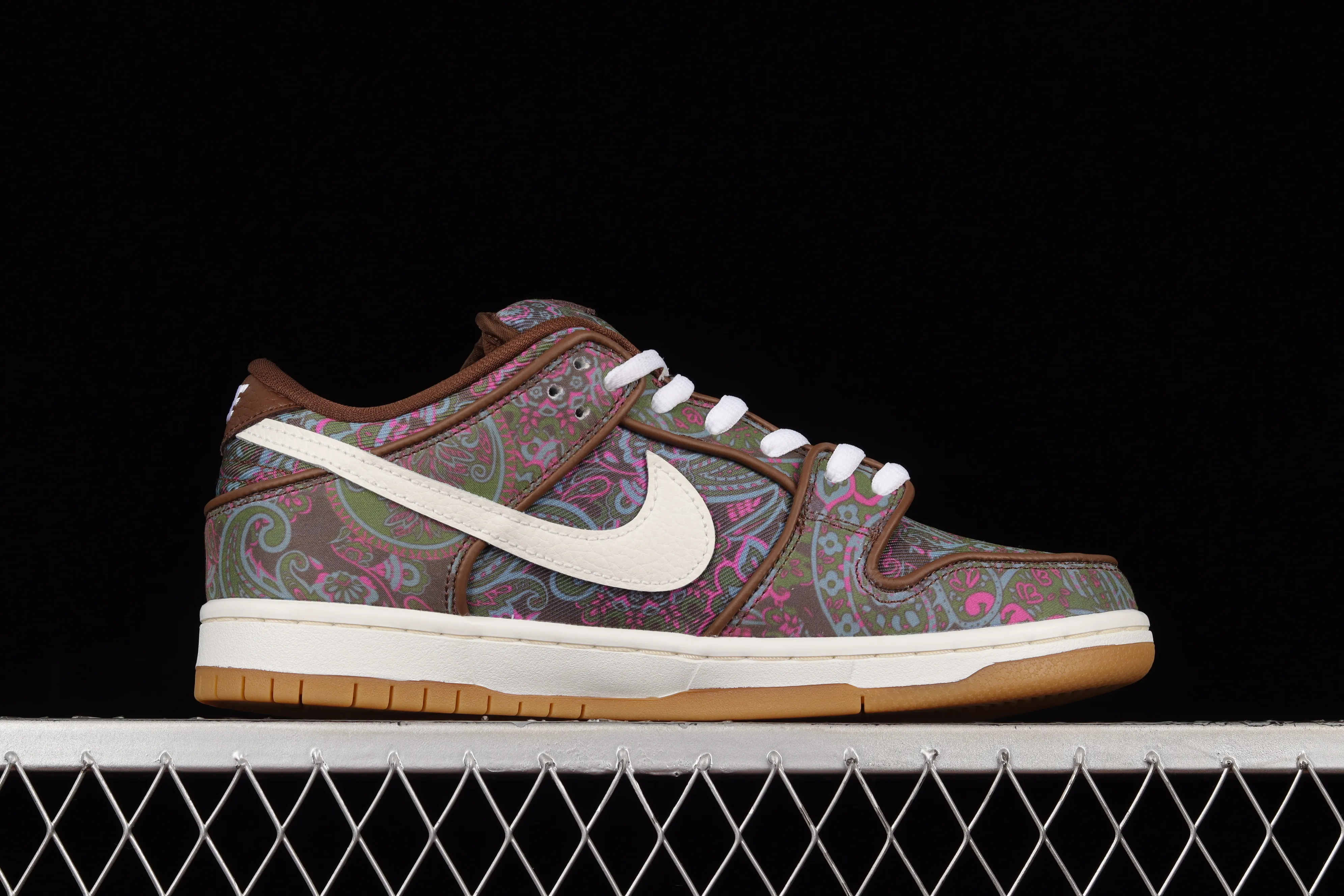 All categories Nk SB Dunk series Nk SB Dunk Low low-top sneakers F version Nk SB Dunk Low "Paisley" new cashew flower SB low-top sports and leisure sneakers DH7534-200